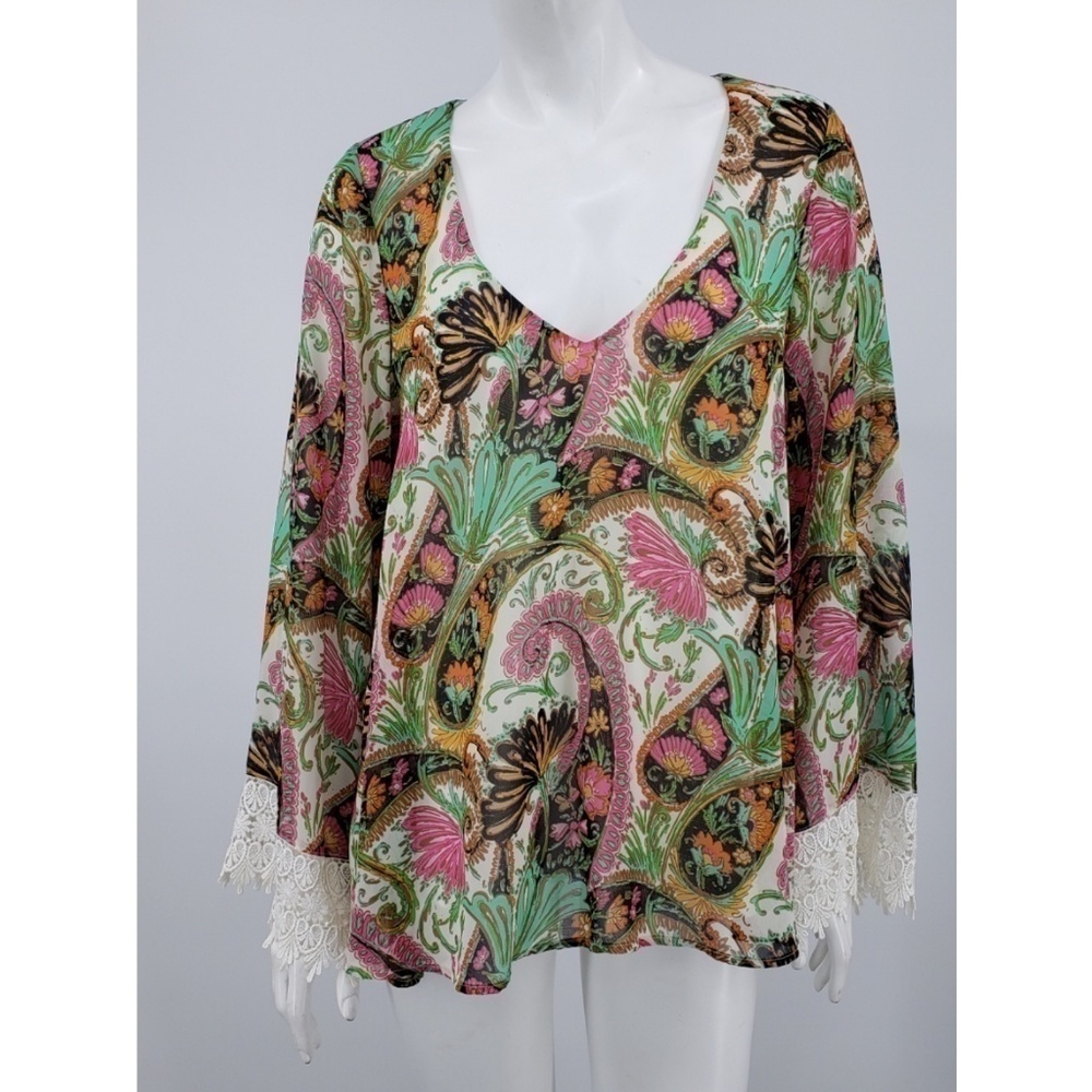 Show Me Your Mumu Mal Top Paisley Palace Lace